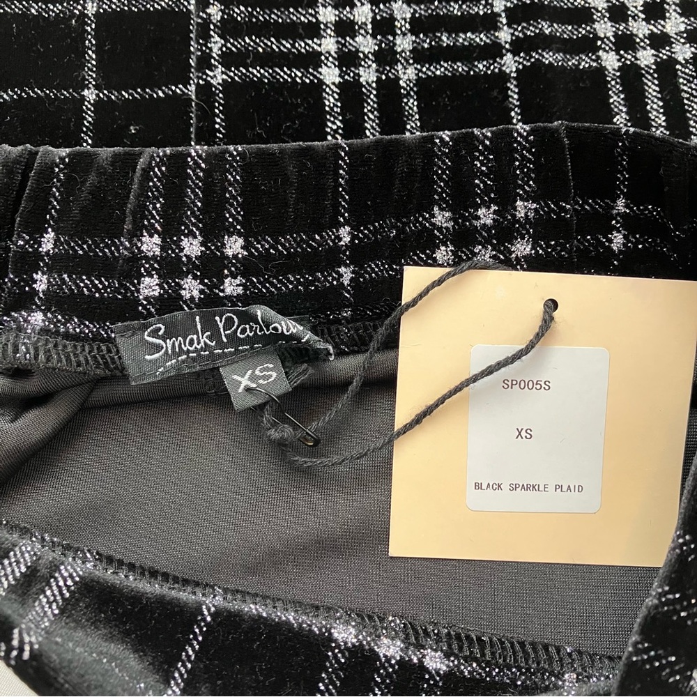 Smak Parlour Plaid Skater Skirt in Stretch Velvet Black & Silver Sparkle XS - Picture 4 of 4